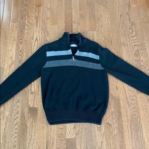 Pull over sweater